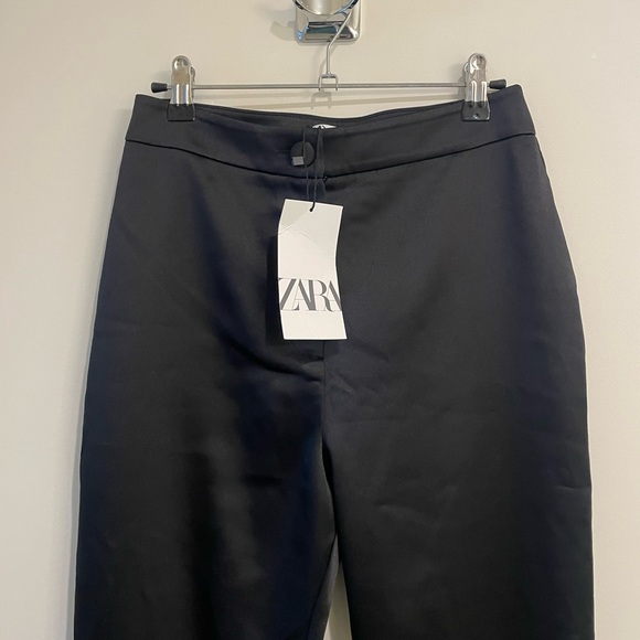 Zara Mini Flared Satin Pants - Picture 5 of 7